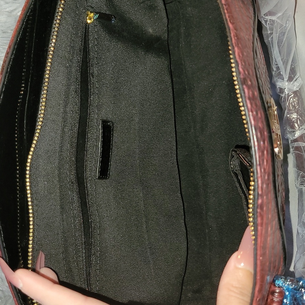 Stauer Avalon Crocodile-Embossed Handbag RETAIL 299. - Picture 3 of 9